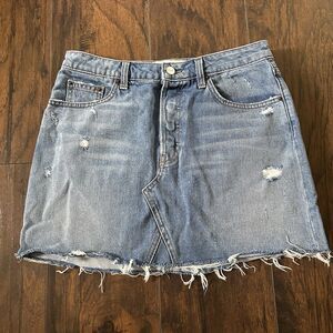 Reformation Retooled Distressed Blue Denim Mini Skirt Salton Wash Size 29 LY397